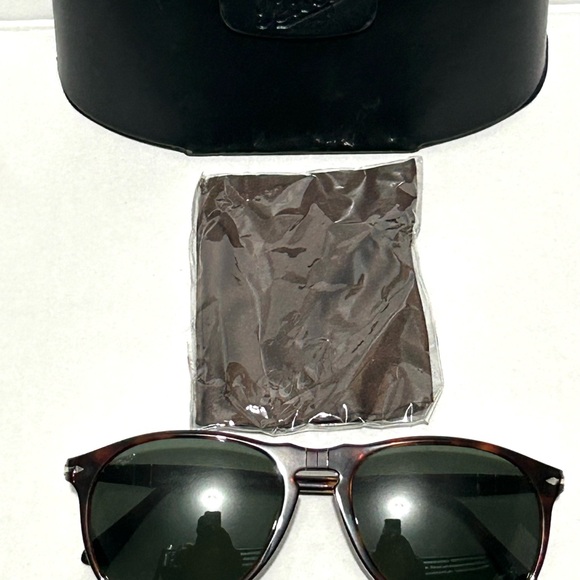 Persol Sunglass - Picture 3 of 16